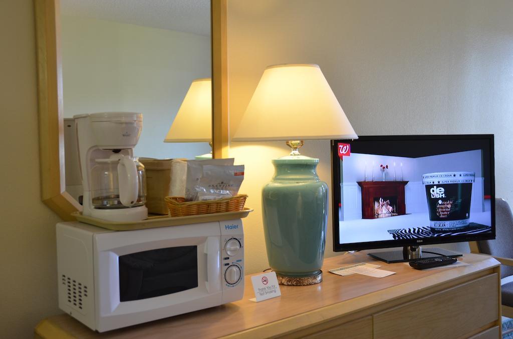Cypress Cove Nudist Resort Poinciana Kamer foto
